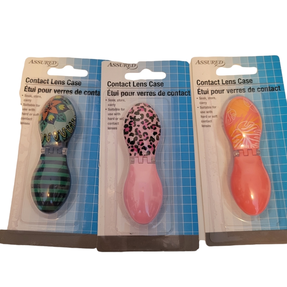 3 NEW ASSURED CONTACT CASES DECORATIVE CASES FUN SOAK STORE AND CARRY
